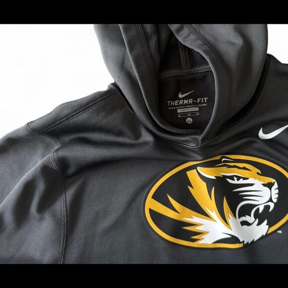 Nike Grey and Black Hoodie - Picture 3 of 4